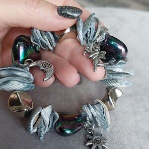 Chunky Shell Charm Stretch Bracelet Moon Star Unique